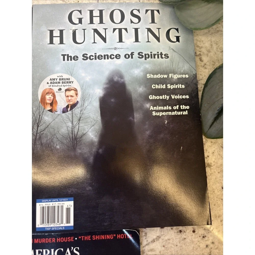 Lot Of 3 Ghost Haunted Themed Magazines World Scariest Ghost Hunting Halloween